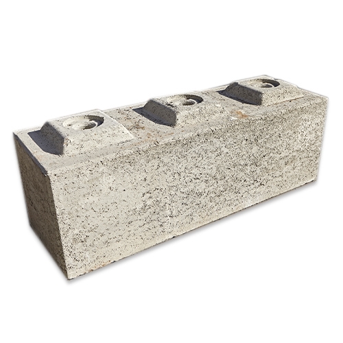 Betonblok 1,8 m x 0,6 m x 60 cm